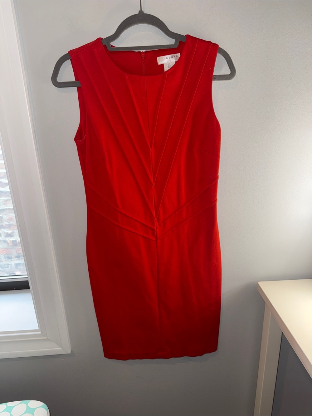 Kenar Red Sleeveless Sheath Dress